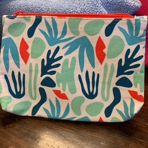 Makeup bag